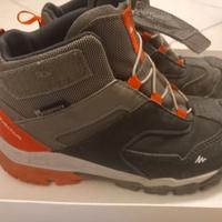 Scarponi trekking montagna decathlon