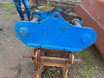 Sella per attrezzi per escavatore