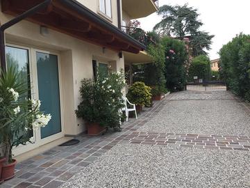 DESENZANO DEL GARDA Bilocale per vacanze