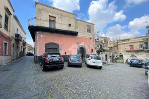 2 LOCALI A SANT'ANASTASIA