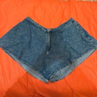 pantaloncino di jeans