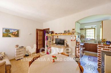 Appartamento di 80 m² con 3 locali e posto auto a 