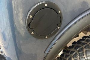 COPRI TAPPO SERBATOIO NERO PER SUZUKI SAMURAI SANT