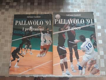 Coppia di volumi intitolata "PALLAVOLO '91"