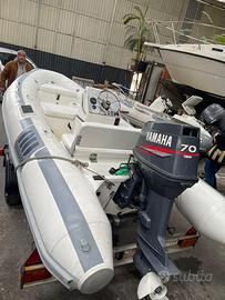 Gommone 4.5 metri motore 70 cavalli