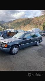MERCEDES 250 TD  ‘92 con gancio traino