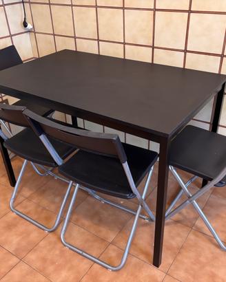 Tavolo IKEA TÄRENDÖ + 4 sedie pieghevoli GUNDE