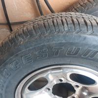 cerchi con gomme invernali 