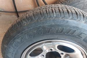 cerchi con gomme invernali 