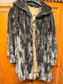 Giacca/Cappotto in ecopelliccia marrone scuro