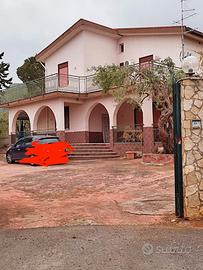 Villa Unifamiliare Indipendente (250mq)