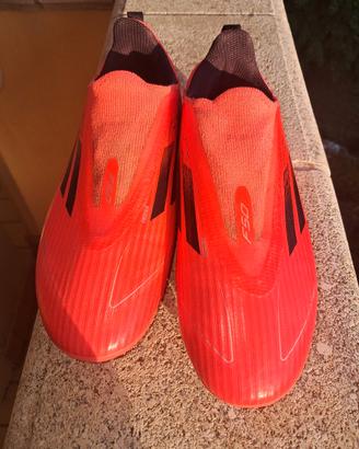 Scarpe da calcio senza lacci