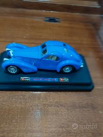 modellino auto Bugatti da collezione