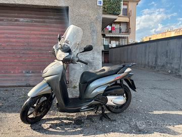 Sh 300 sport grigio 2008