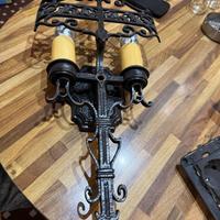 Applique da Parete in Ghisa – Doppia Lampadina