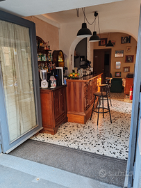 Attività cocktail bar e/o caffetteria mattutina