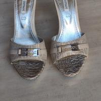 Scarpe da donna eleganti aperte