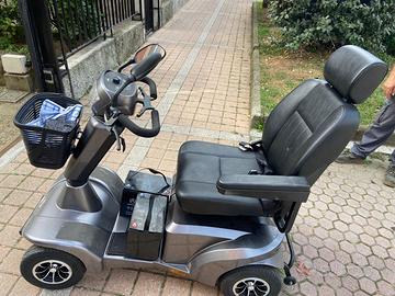 Scooter elettrico per disabili