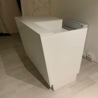 ARREDO PER NEGOZIO ABBIGLIAMENTO