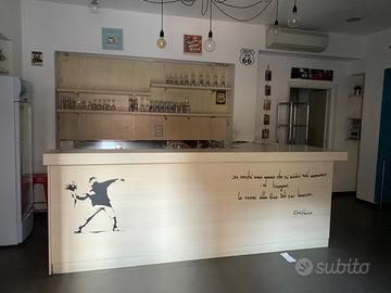 bancone bar completo lavastoviglie e frigorifero