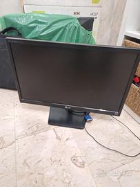 Monitor LG LED da 22 pollici