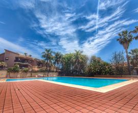 Porto ulisse Cannizzaro App.villa+garage e giardin