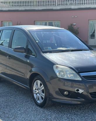 Opel Zafira 1.6 16V ecoM 94CV Cosmo