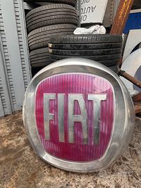 Logo fiat di plastica per bar o collezionisti