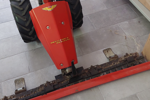 Falciatrice benassi. Onore Honda