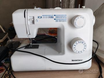 Macchina da cucito SilverCrest + Mobiletto