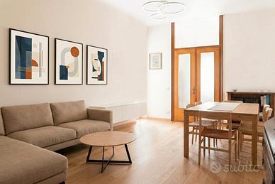 Luminoso e Grande Appartamento in centro