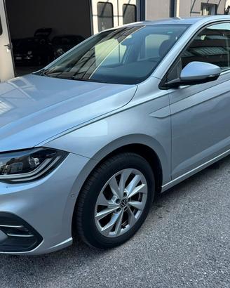 Volkswagen Polo 1.0 TSI DSG Style*EURO6*NEOPATENTA