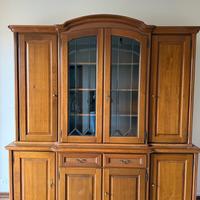 Credenza con vetrina in legno massello