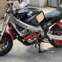 Honda CBR 600 F stunt