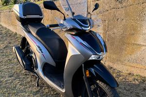 Honda SH 350 Sport - 2024 - Valuto permute