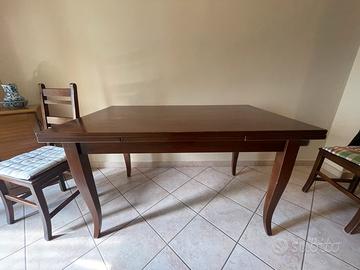 TAVOLO IN LEGNO