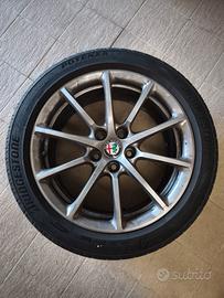 CERCHI 17" ORIGINALI ALFA ROMEO (CON PNEUMATICI)