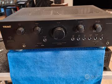 Amplificatore TEAC AR300