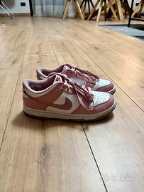 Nike dunk pink velvet