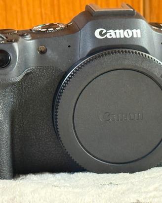 Canon EOS R8 in garanzia - Come nuova (600 scatti)
