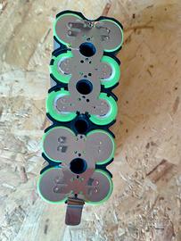 batteria litio 18650 assemblata