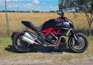 Ducati Diavel 1200 - 4600km ABS