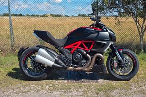 Ducati Diavel 1200 - 4600km ABS