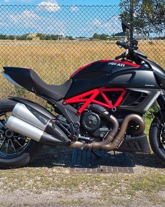 Ducati Diavel 1200 - 4600km ABS