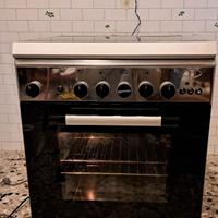 Cucina a gas e frigorifero