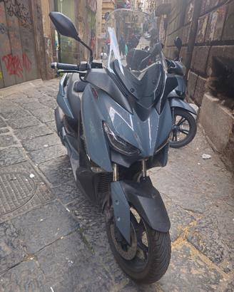 Yamaha XMAX 300 Tech MAX 2022