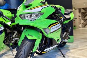Kawasaky ninjia zx-4 rr