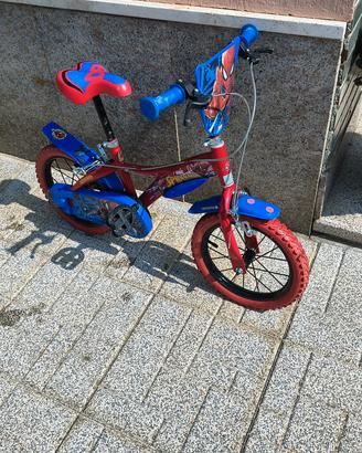 bicicletta bimbo da 3 a 6  anni + rotelle 