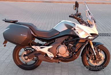 CF moto 650 mt