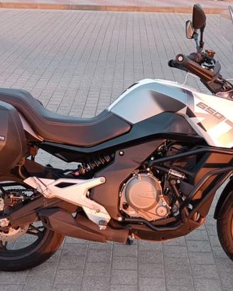 CF moto 650 mt